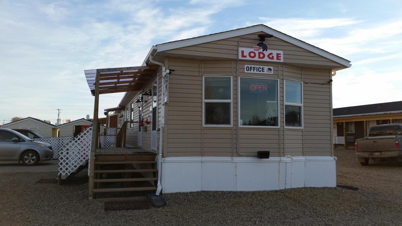 Bear'S Den Lodge Shaunavon Εξωτερικό φωτογραφία