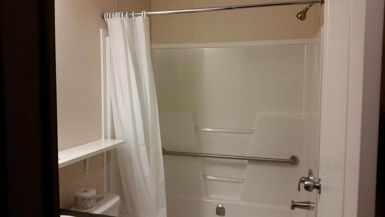 Bear'S Den Lodge Shaunavon Εξωτερικό φωτογραφία