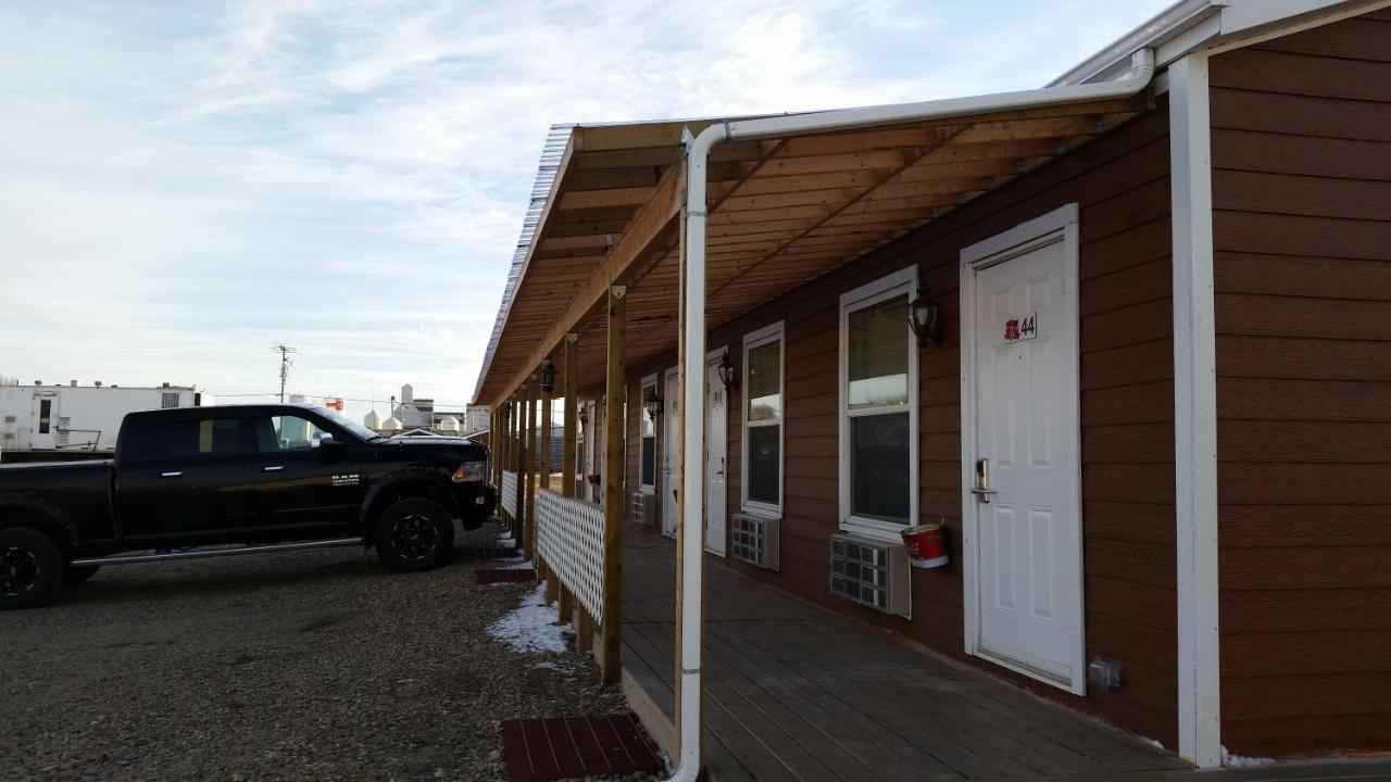 Bear'S Den Lodge Shaunavon Εξωτερικό φωτογραφία