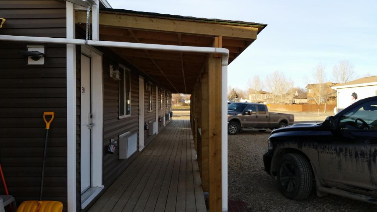 Bear'S Den Lodge Shaunavon Εξωτερικό φωτογραφία
